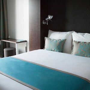 Camera con letto king size